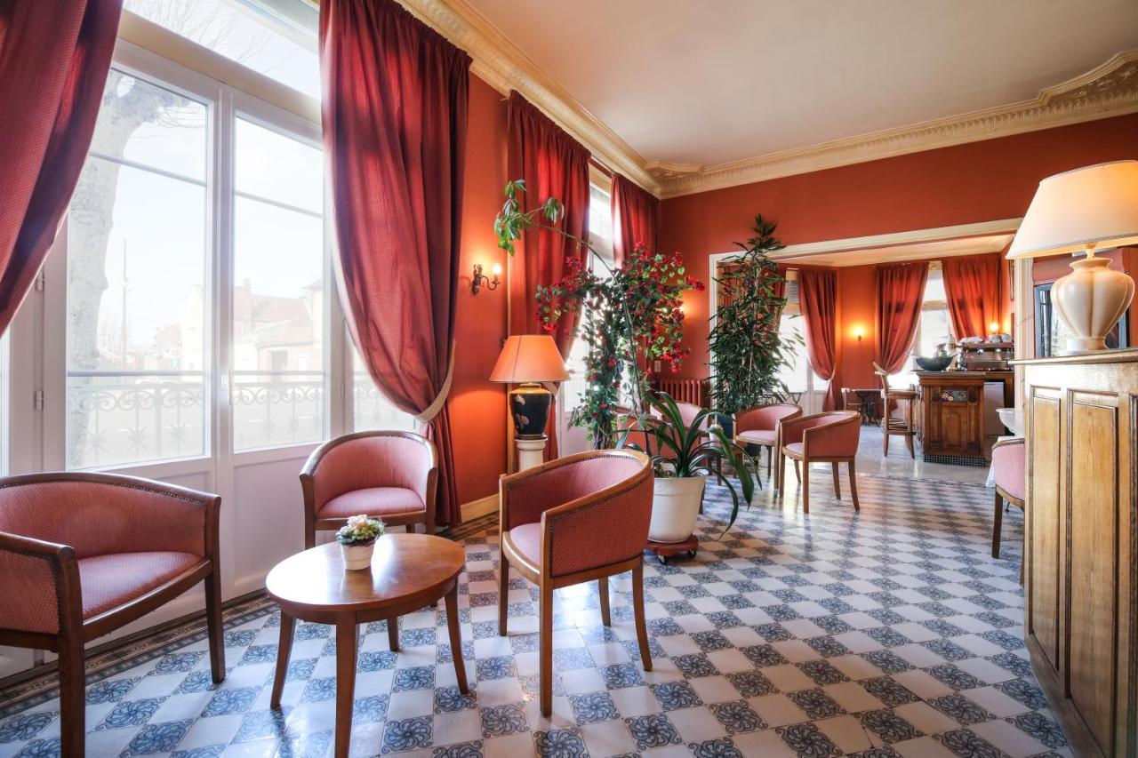 Montdidier Hotel Exterior photo